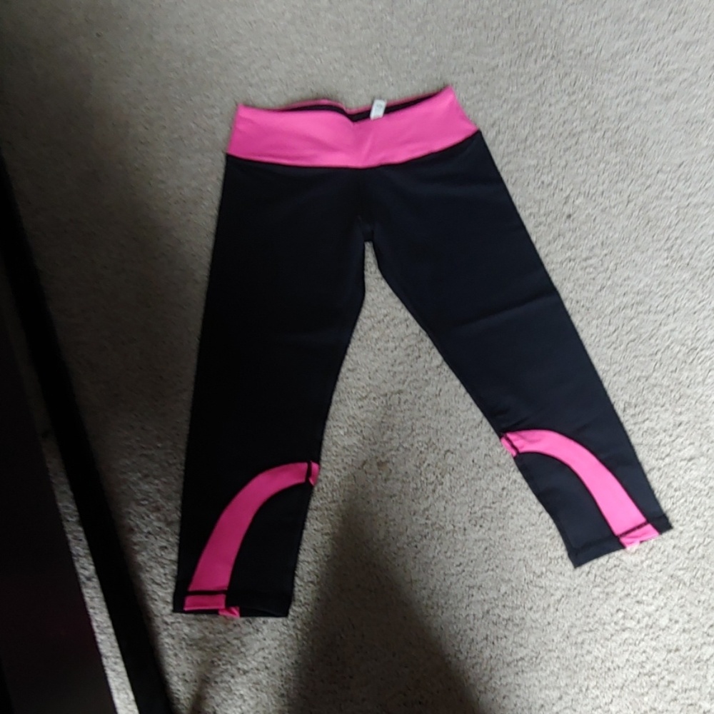 IAB Outlet Yoga Pants NWOT